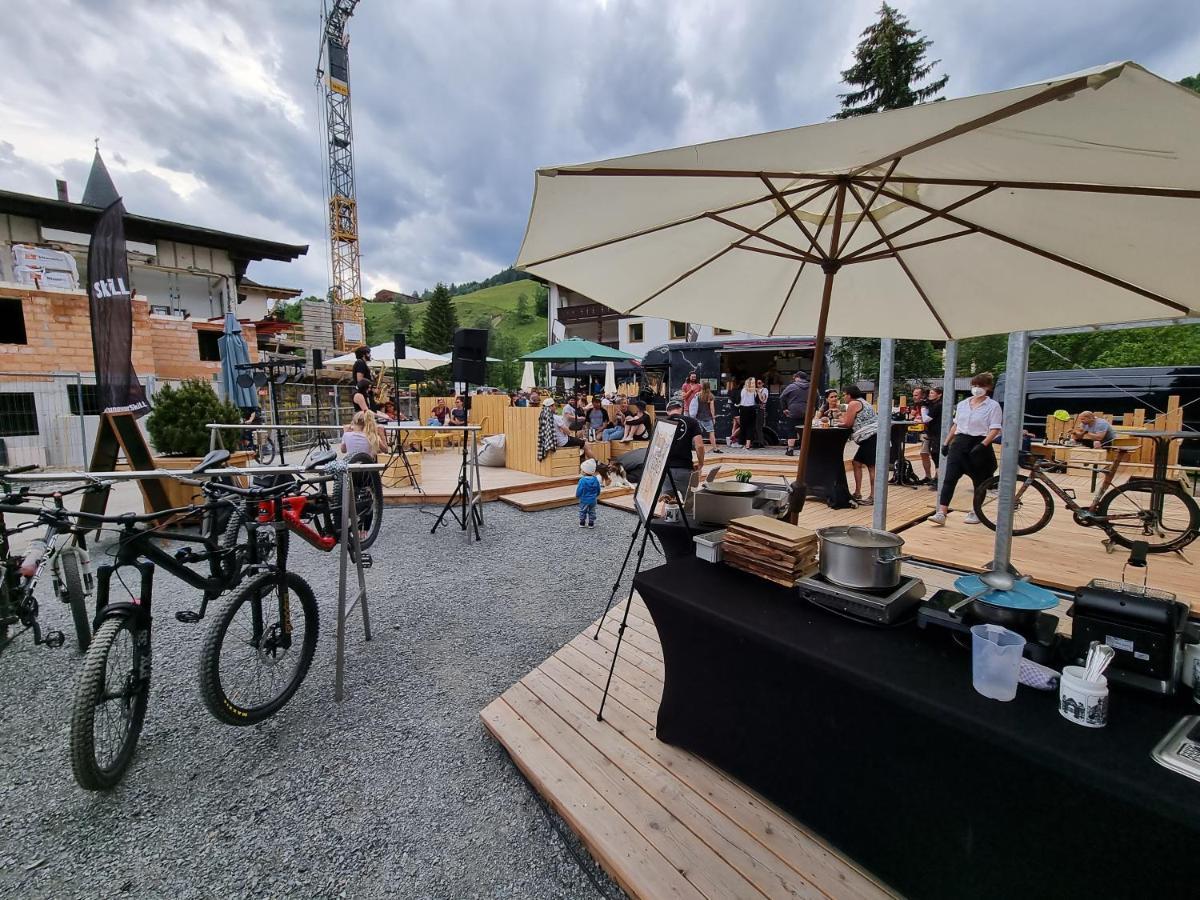 Skill Mountain Lodge - Ski Und Bike Hostel Im Sommer Mit Joker Card Saalbach-Hinterglemm Exterior foto