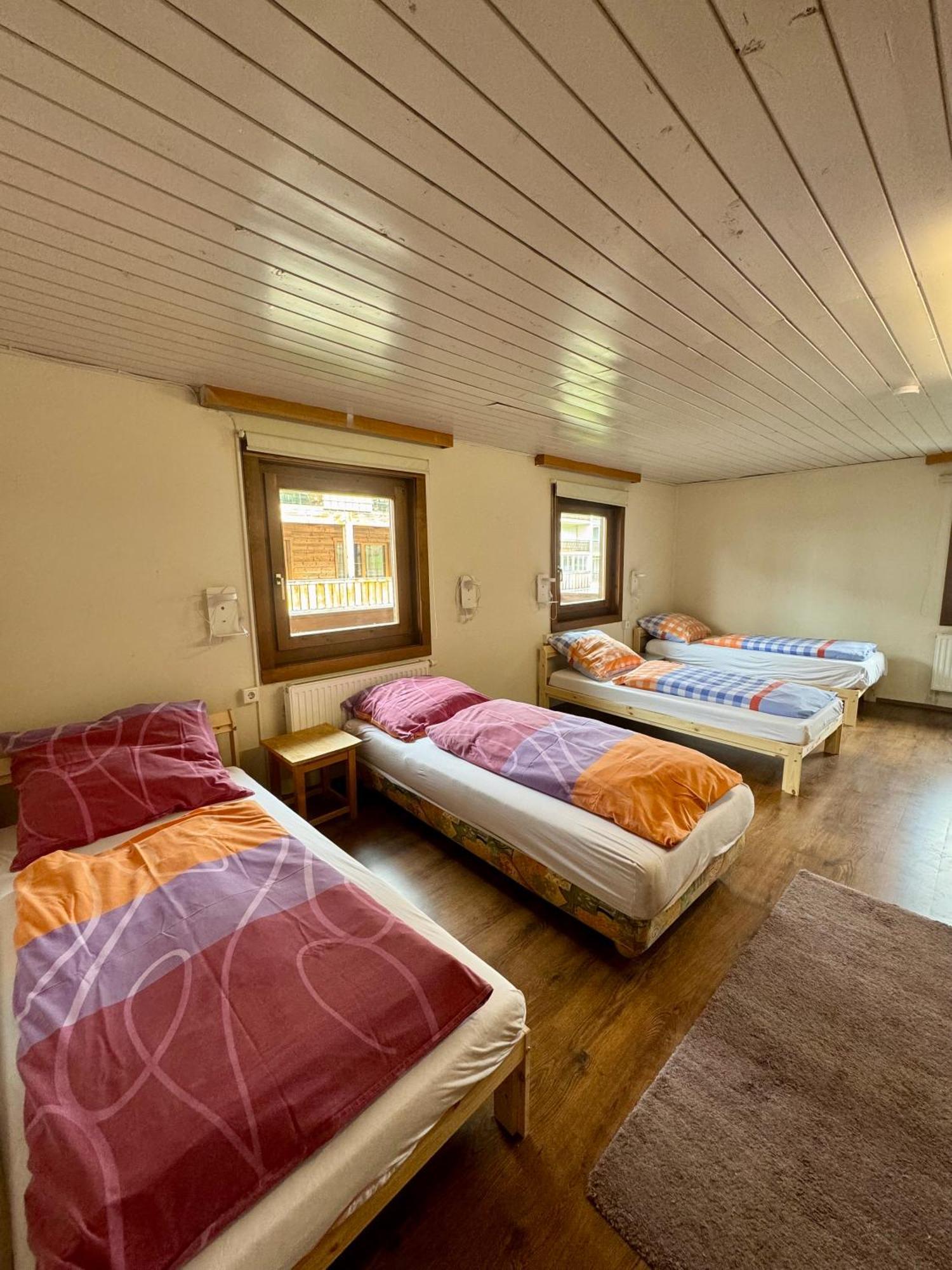 Skill Mountain Lodge - Ski Und Bike Hostel Im Sommer Mit Joker Card Saalbach-Hinterglemm Quarto foto